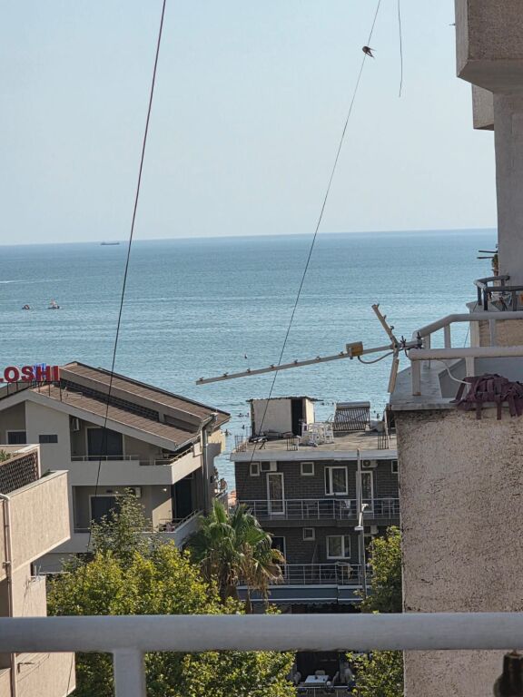 Apartament 2+2+2 në shitje – Plazh, pranë Rrugës Pavarësia