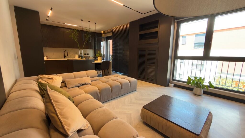 Shesim Apartament 2+1+2 Poste Parkimi tek Liqeni i Thate!