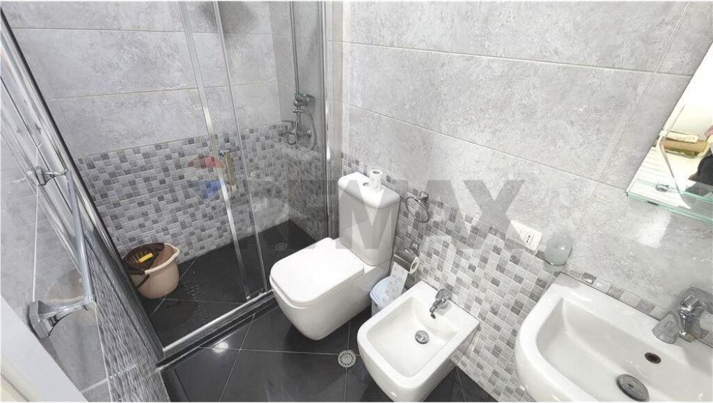 Apartment - For Rent - Ballet School, Tirana