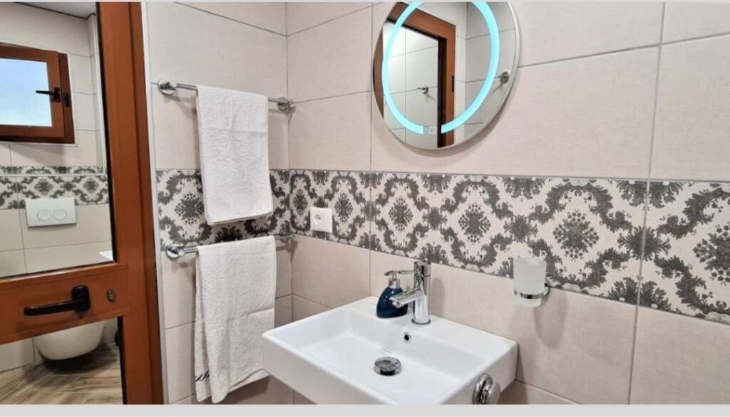 Appartamento 1+1 in vendita a 21 Dhjetori