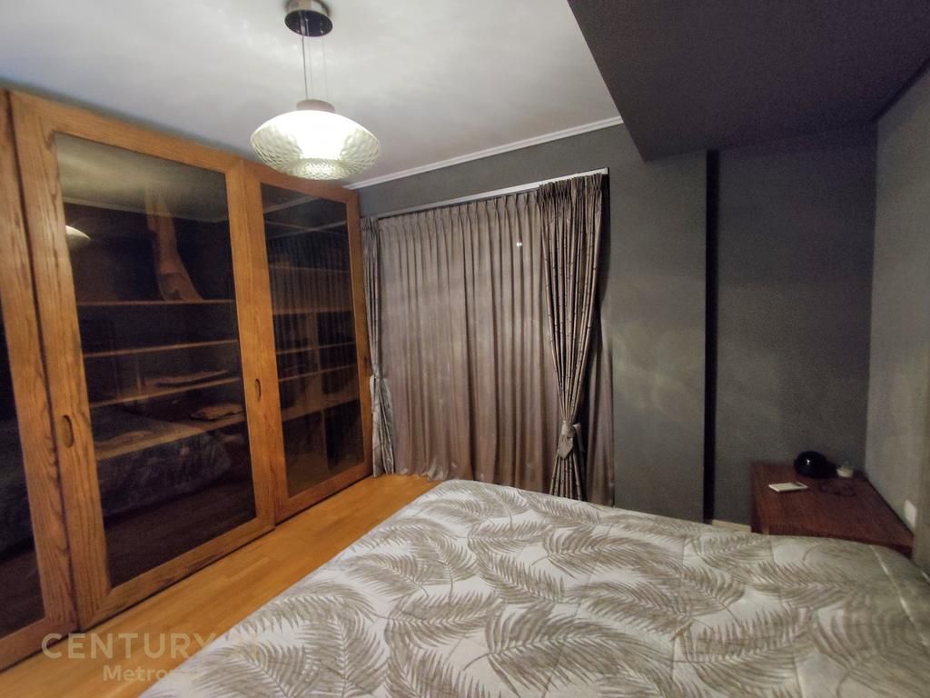 APARTAMENT 3+1 PER QIRA NE NJE REZIDENCE PRIVATE PRANE TEG