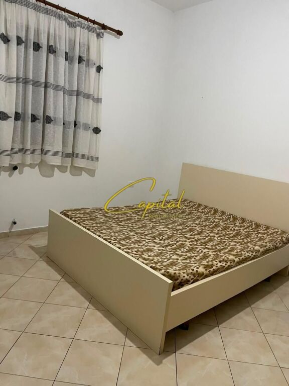 APARTAMENT ME QIRA 1+1 5 MAJI 36.000 LEKE