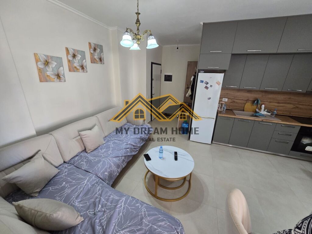 Shitet Apartament 2+1 – Rrota e Kuqe, Durrës