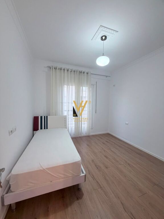 VENDESI APPARTAMENTO 2+1+2+2BLK AL GIARDINO ZOOLOGICO 258.000 EURO