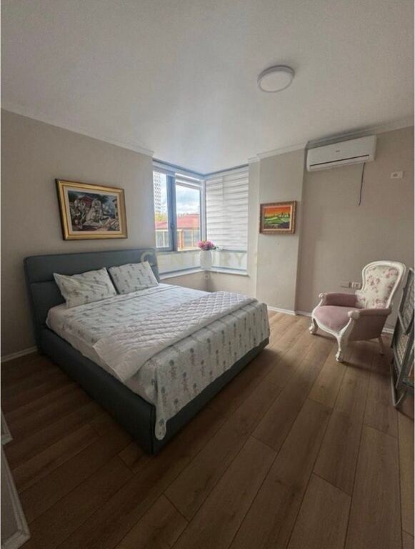 FOR RENT APARTMENT 2+1+2, OPPOSITE THE PARLIAMENT!!