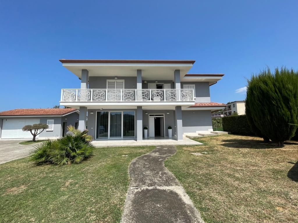 In vendita, Casa  Terreno a Marikaj, Vore.