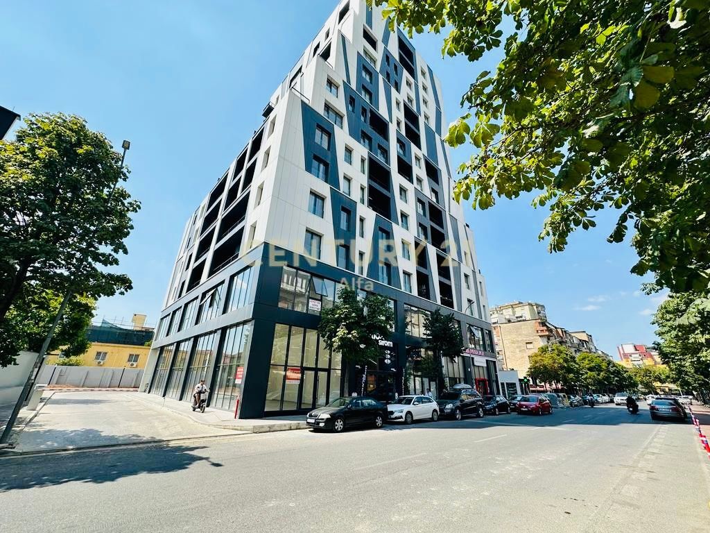 IN AFFITTO, SPAZIO COMMERCIALE PREMIUM IN VIA BARRIKADAVE❗️