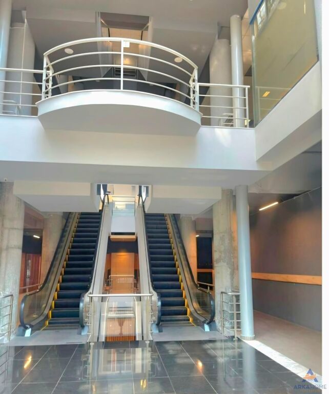 OKAZION INVESTIMI SHITET ZYRE 54 M2 "SHESHI WILLSON" 210.000 EURO