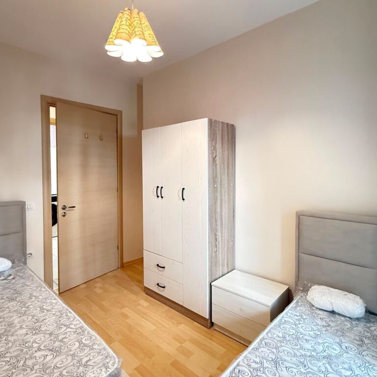 🏡 2+1 APARTMENT WITH BALCONY FOR RENT – MAGNET COMPLEX, 21 DHJETORI 📍