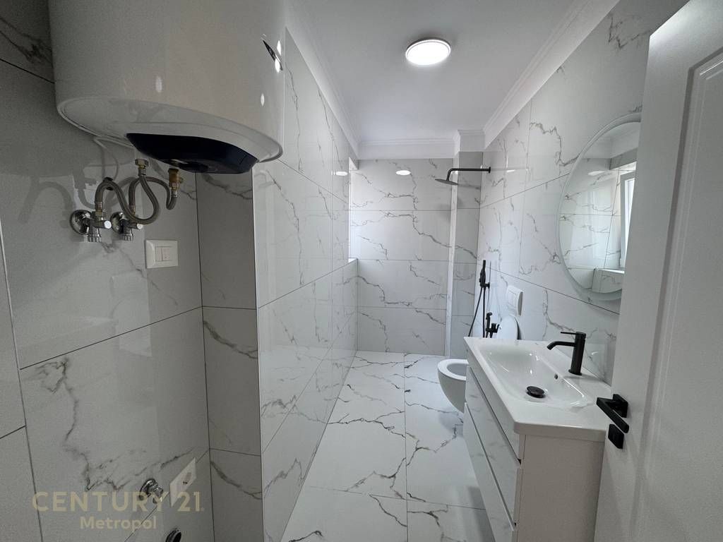 APARTAMENT 1+1 PER SHITJE, MEDRESEJA!