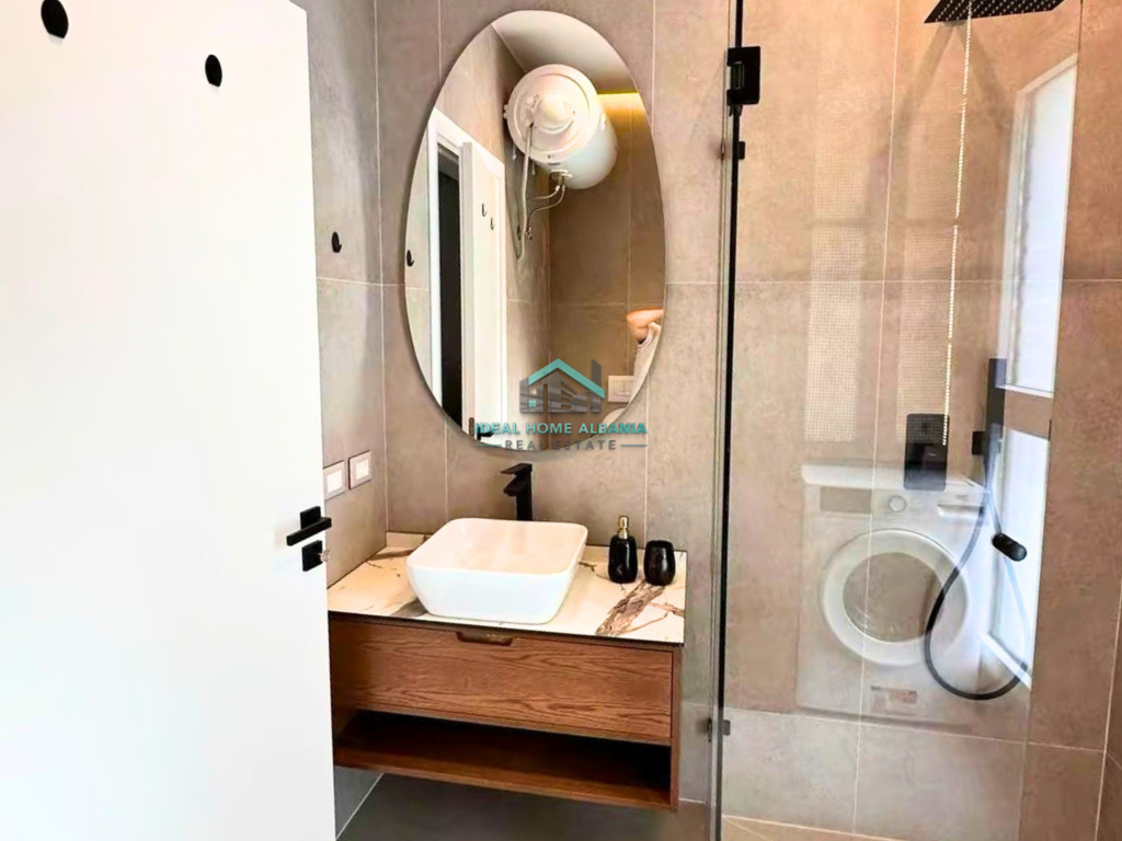 LUXURY 1+1 APARTMENT FOR RENT – LUNGOMARE, VLORA