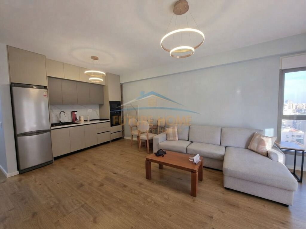 Qera,Apartament 2+1,Komuna e Parisit