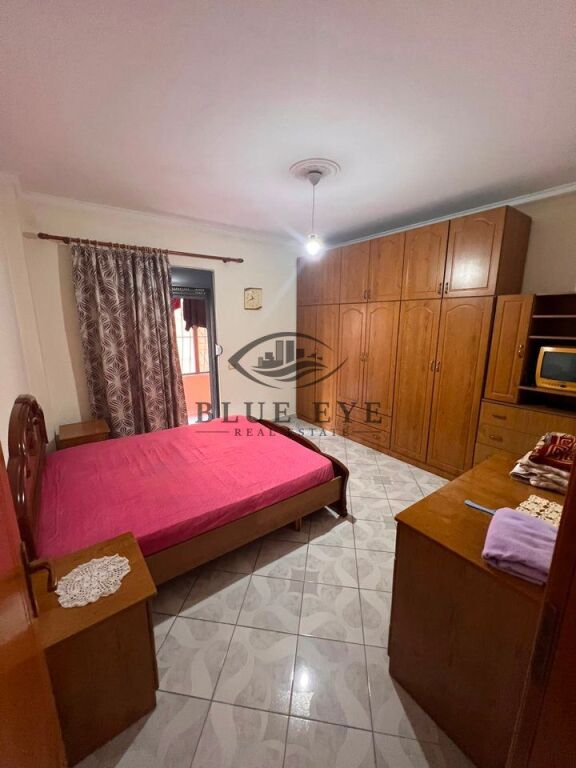 JEPET ME QERA APARTAMENT 2+1 – 105 m² | STACIONI I PARË, PLAZH DURRËS | PRANË HOTEL ROYAL G