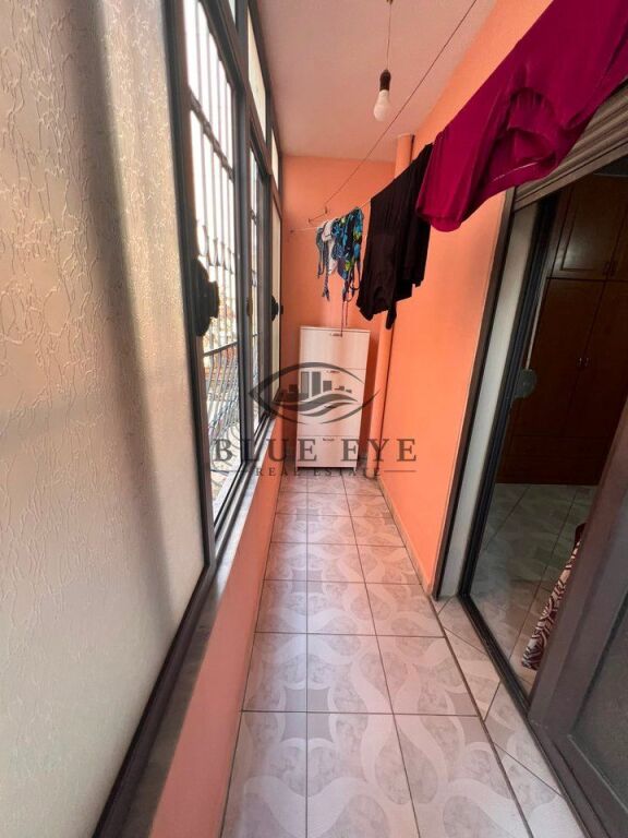 JEPET ME QERA APARTAMENT 2+1 – 105 m² | STACIONI I PARË, PLAZH DURRËS | PRANË HOTEL ROYAL G