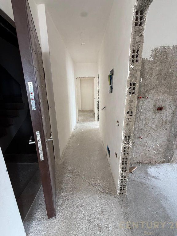 Penthouse në Shitje në Sarandë