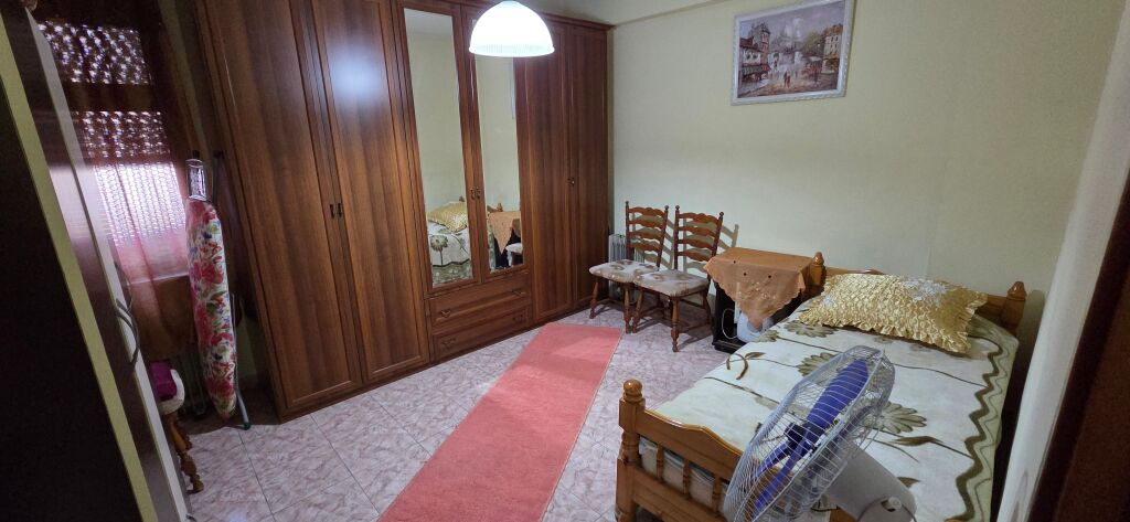 Qera, Apartament 2+1+2, Bllok