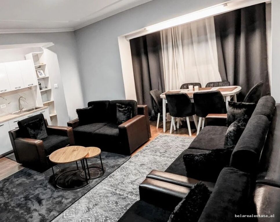 Appartamento In Affitto 1+1 Vicino al Nuovo Mercato (ID B211484) Tirana