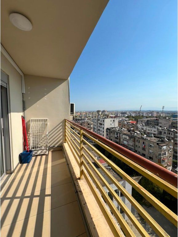 JEPET ME QIRA APARTAMENT 2+1+2 TEK RAJONI I POLICIS DURRES !!