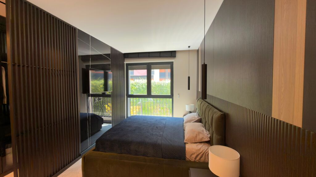 Shesim Apartament 2+1+2 Poste Parkimi tek Liqeni i Thate!