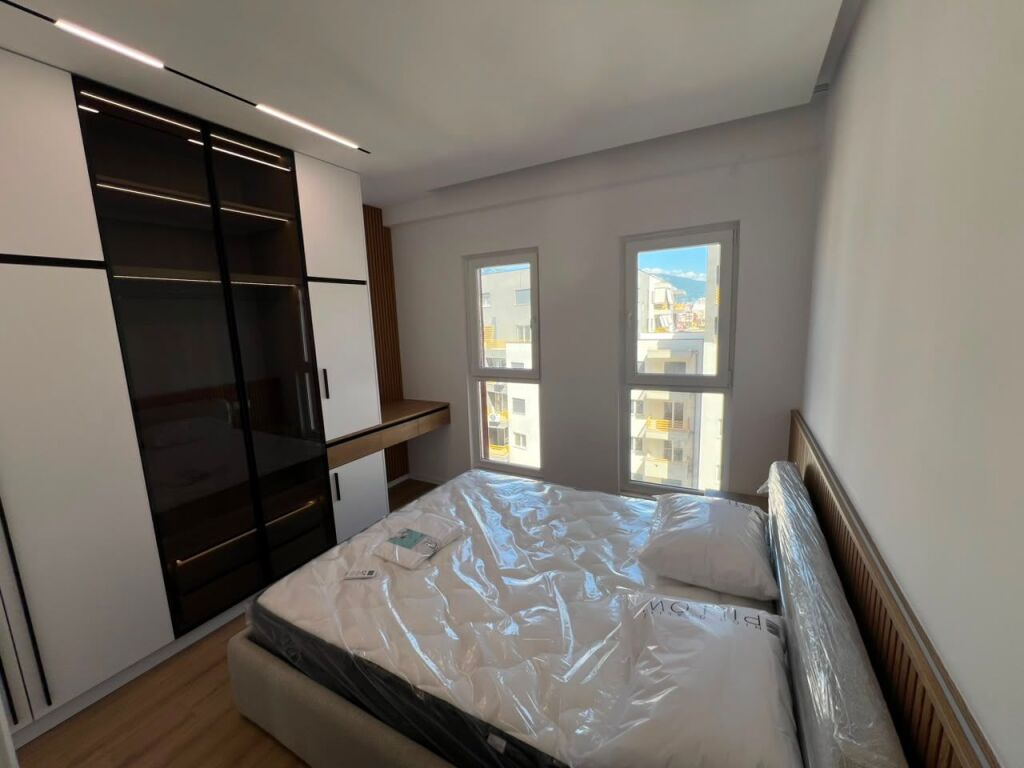 Jepet me qira apartamet 2+1+2 tek Kompleksi Aura