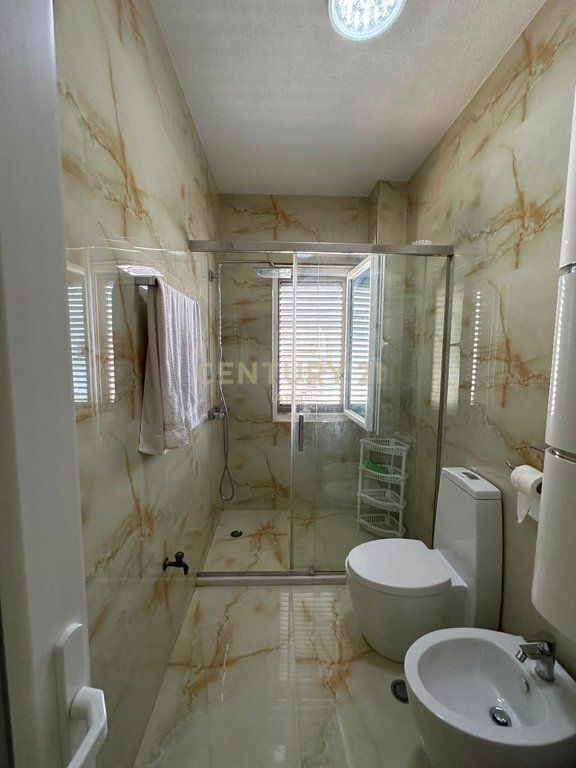 Shitet Apartament 2+1 – Fresk !