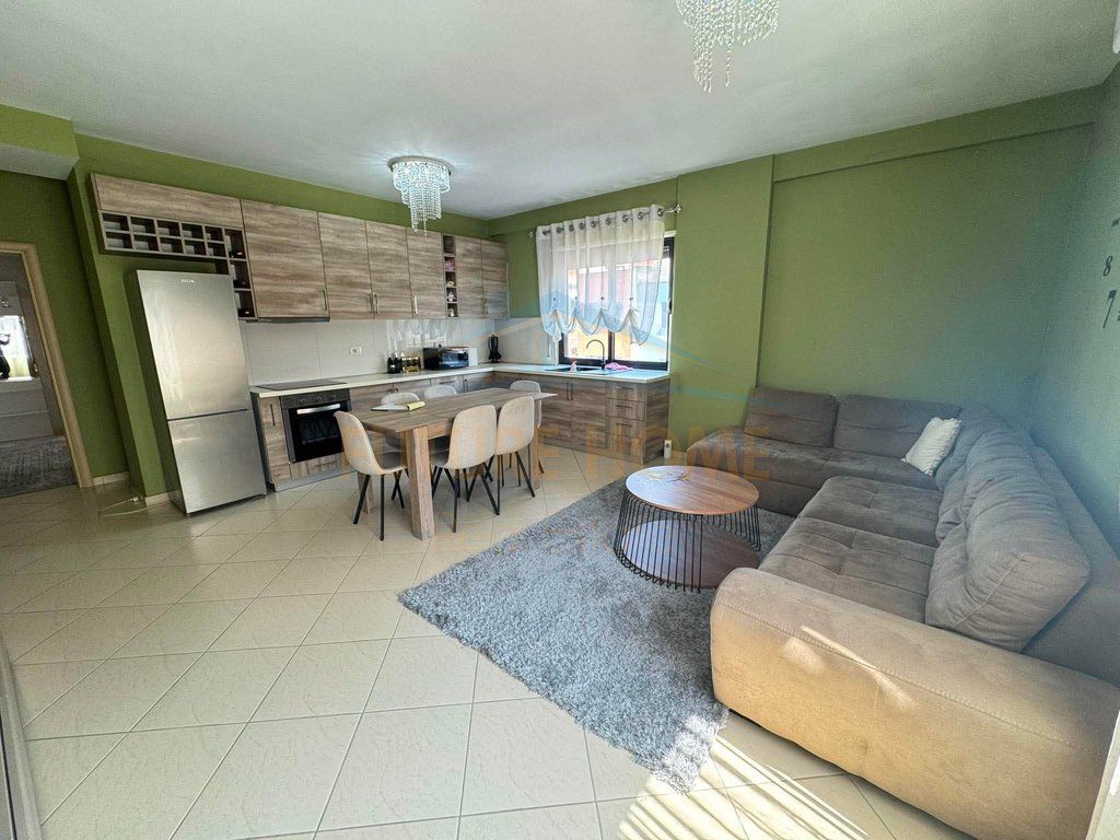 Rent, Apartment 3+1, Unaza e Re UNA72359