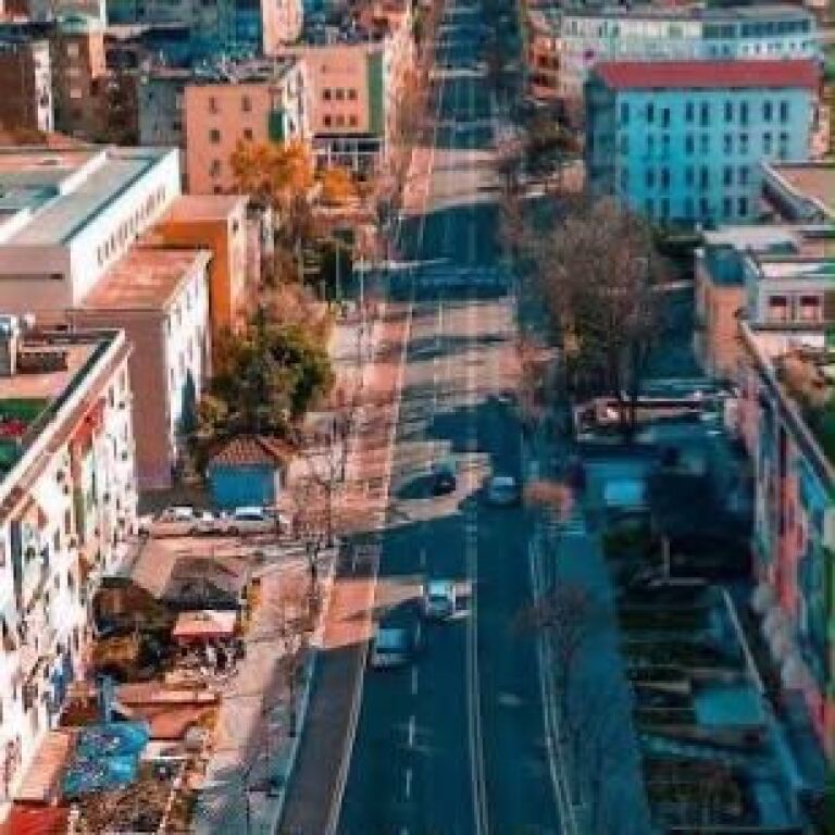🏢 SHITET AMBIENT BIZNESI – RRUGA E DURRËSIT