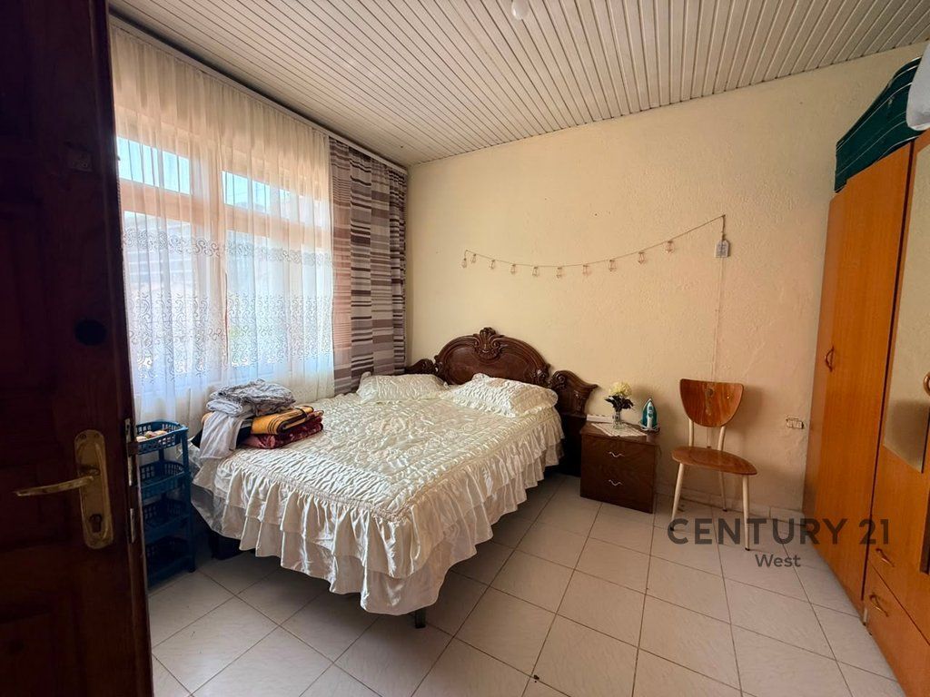 2-STOREY VILLA FOR SALE – DIBRËS STREET, MEDRESE