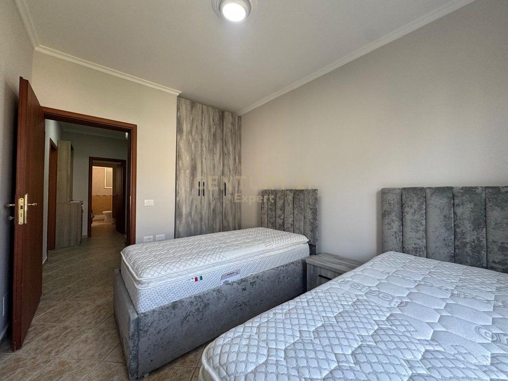 APARTAMENT 2+1 PER QIRA, RRUGA E DURRESIT 700 € /Muaj 70,000 Lekë /Muaj