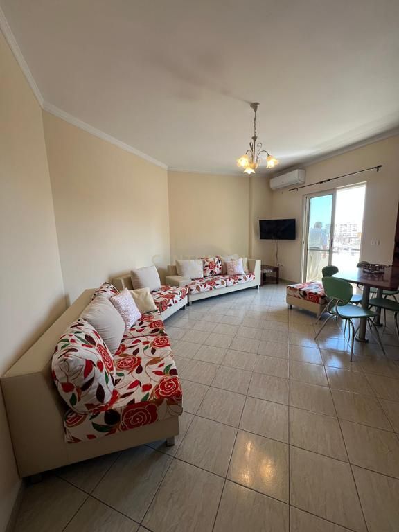 Apartament 2+1+garazhd Me Qira në Lagjen nr.5, Durrës !