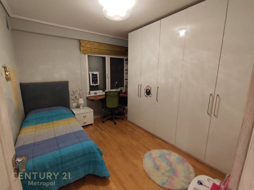 APARTAMENT 3+1 PER QIRA NE NJE REZIDENCE PRIVATE PRANE TEG