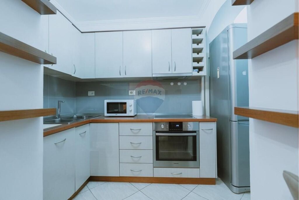 Apartment - For Rent - Muhamet Gjollesha Street, Tirana