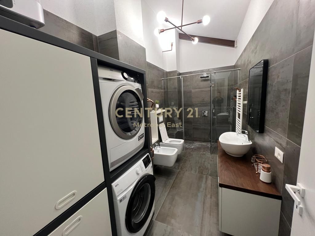 .APARTAMENT 3+1+3 PER QIRA TEK "SECRET GARDEN"