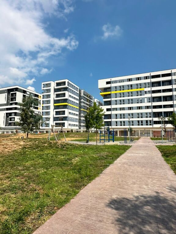 SHITET AMBIENT BIZNESI UNIVERS CITY