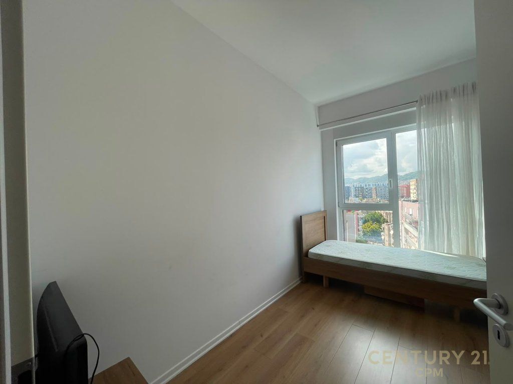 Apartament 2+1 + Parkim per Qira 1,000 € /Muaj