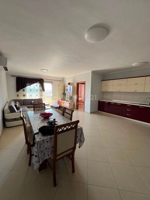 JEPET ME QIRA APARTAMENT 2+1+2 TEK RAJONI I POLICIS DURRES !!