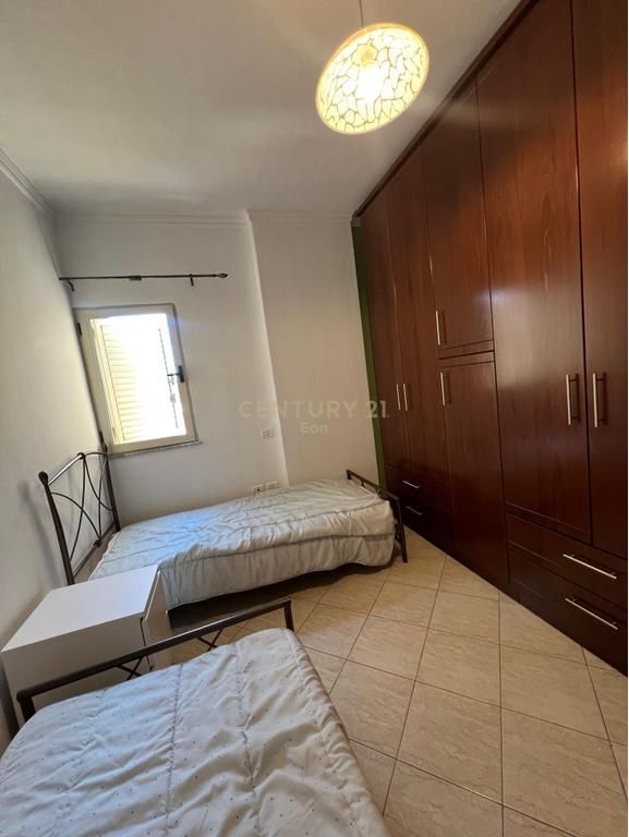Apartament 2+1+garazhd Me Qira në Lagjen nr.5, Durrës !