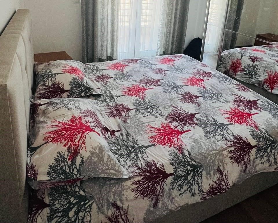 Jepet apartament 2+1 me qira tek Kompleksi Panorama , rruga don bosko , rruga jordan misja , zogu i zi , ish stacioni i trenit , bulevardi i ri