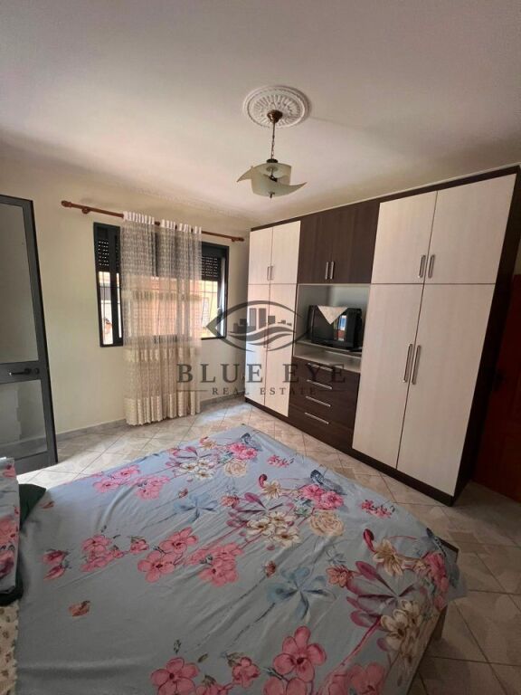 JEPET ME QERA APARTAMENT 2+1 – 105 m² | STACIONI I PARË, PLAZH DURRËS | PRANË HOTEL ROYAL G