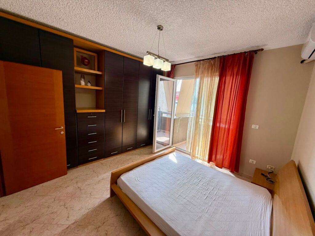 📣 RENT Apartment 2+1 (Converted) 📍 “Kosovareve” Street, Near Artificial Lake ✨💶 Price 80,000 Leke/Month