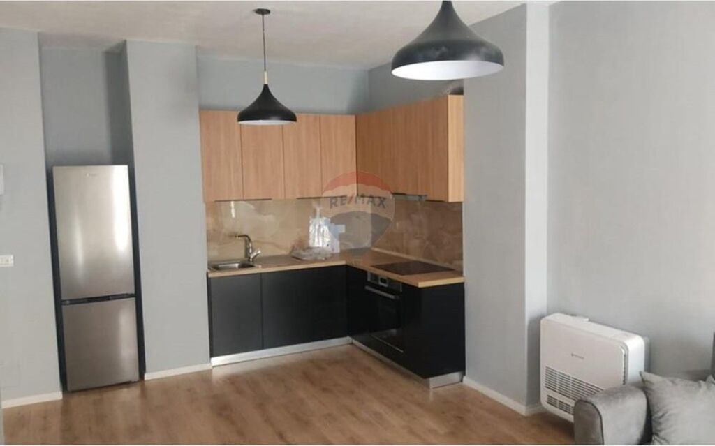 we offer a 1+1 apartment for rent at the aura complex in laprake.