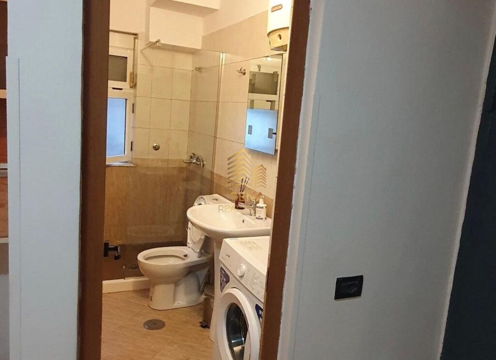 Qira, Apartament, 1+1, Xhamllik, 50.000 Leke/Muaj i Diskutueshem
