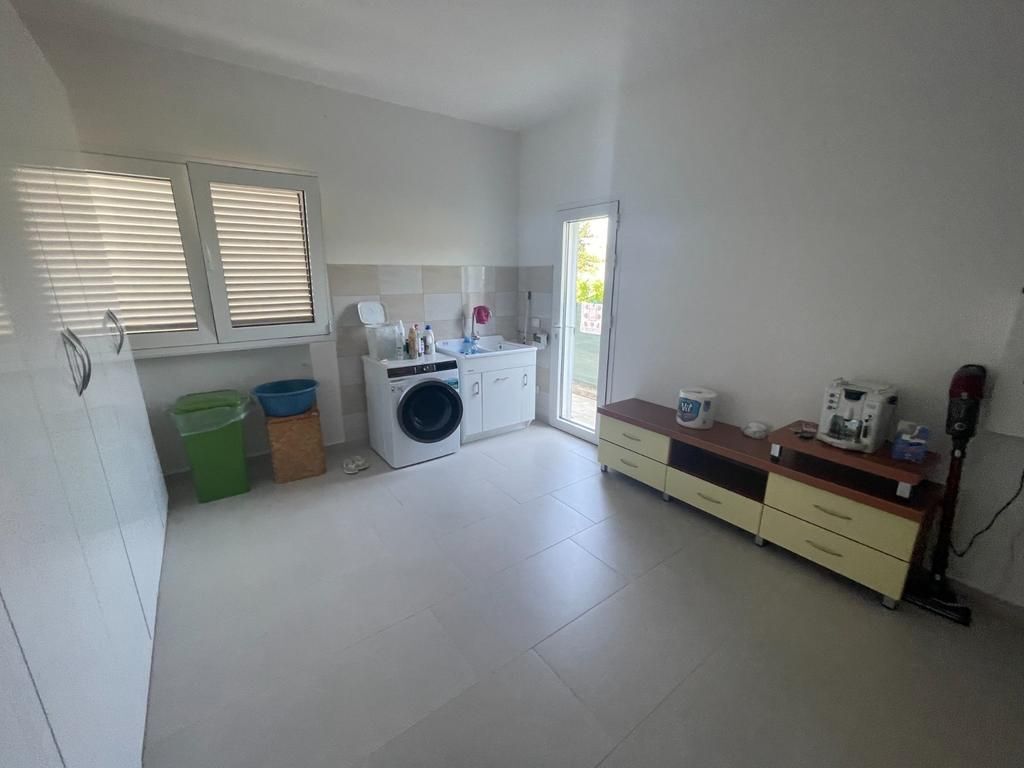 In vendita, Casa  Terreno a Marikaj, Vore.