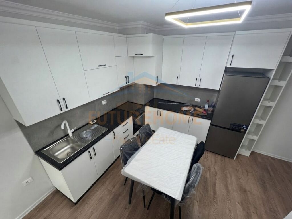 Qera, Apartament 2+1+2, Jordan Misja, Tirane