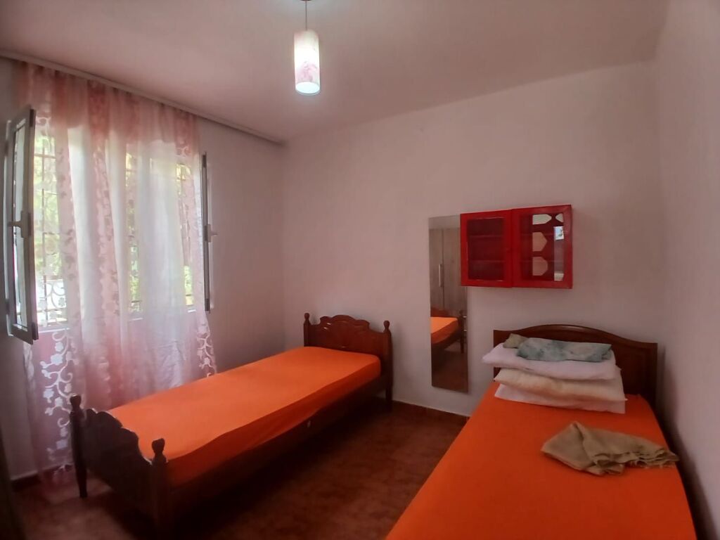 Jepet Me Qera Apartament 1+1+1 Verande