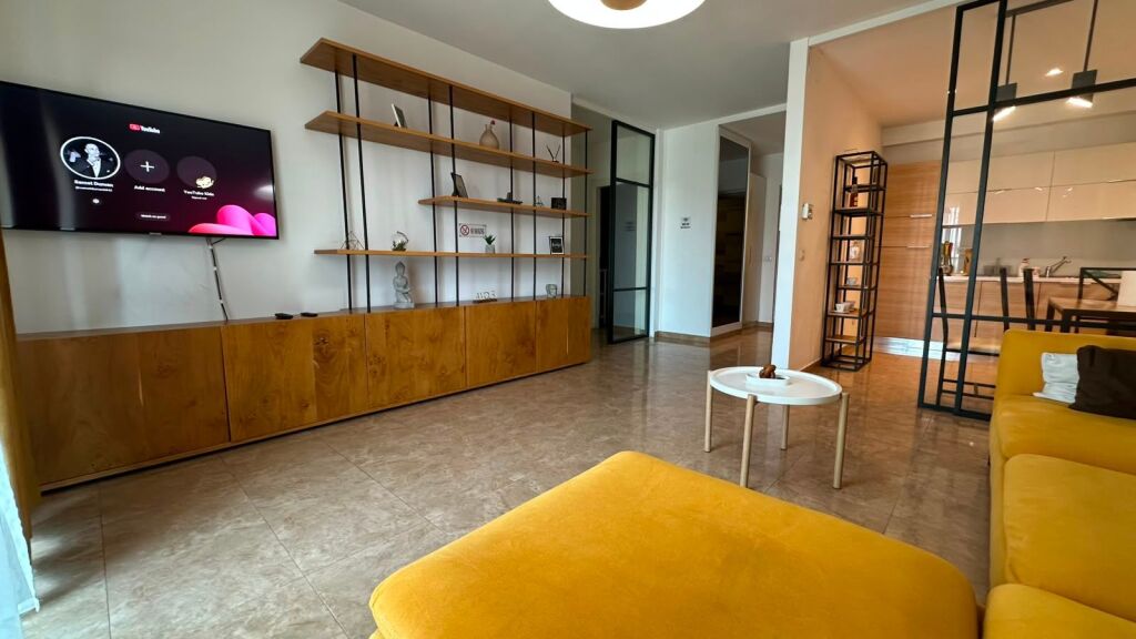 Apartament 1+1 me qira tek Ambasador 3