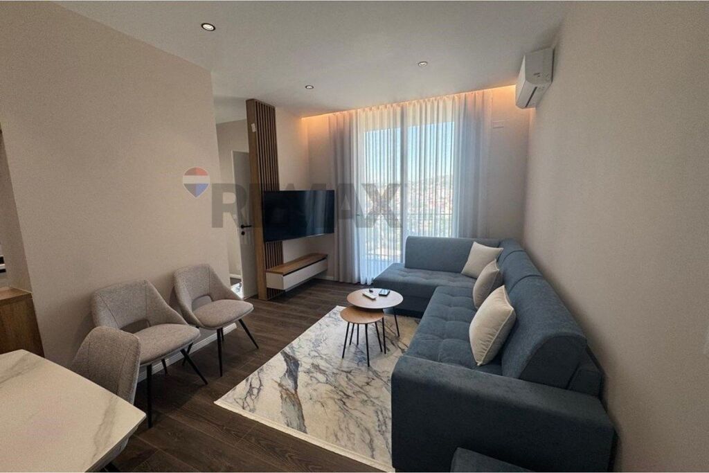Apartment for rent 2+1+Parking, Vlore
