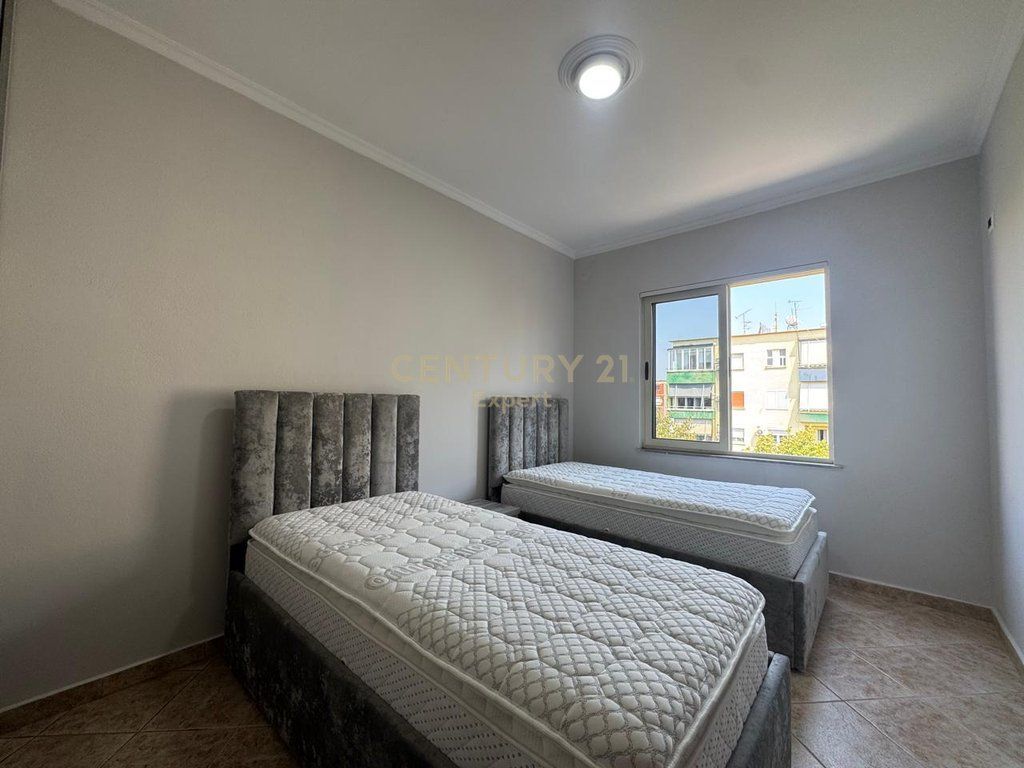 APARTAMENT 2+1 PER QIRA, RRUGA E DURRESIT 700 € /Muaj 70,000 Lekë /Muaj