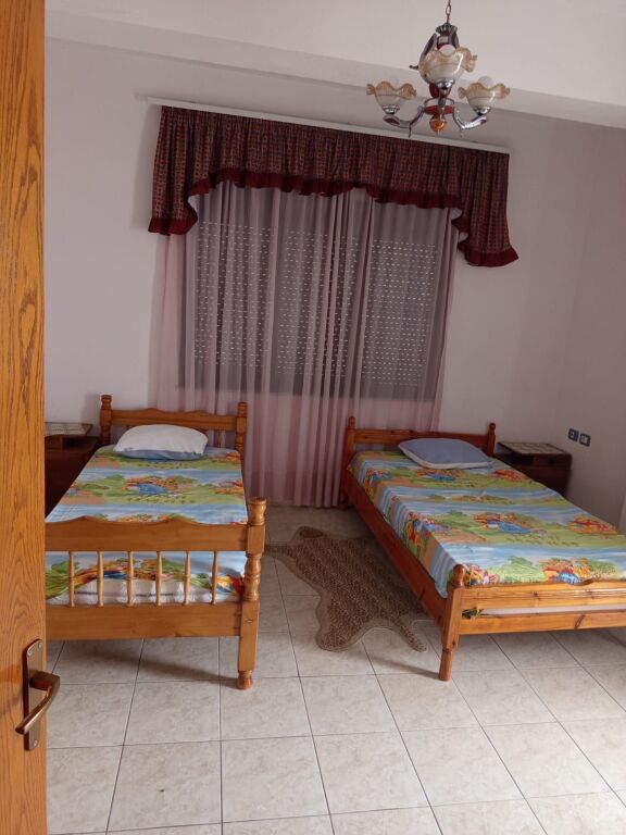 APPARTAMENTO 2+1. 50000 LEKE.KODRA E PRIFTIT