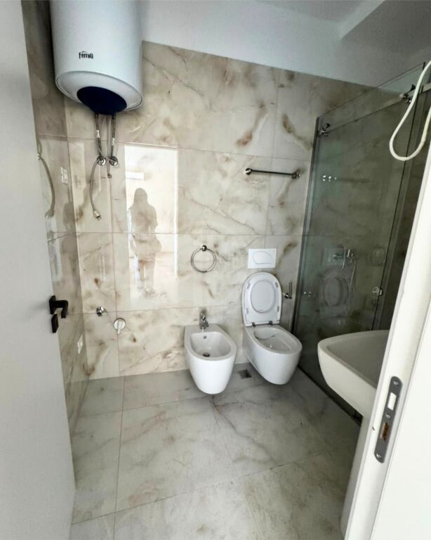 Apartament për shitje